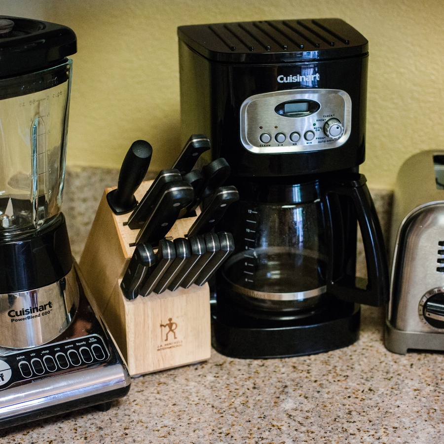 Wyndham Kingsgate Kitchen Appliances