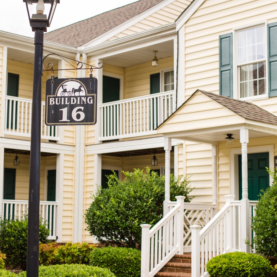 Wyndham Kingsgate Building Exterior